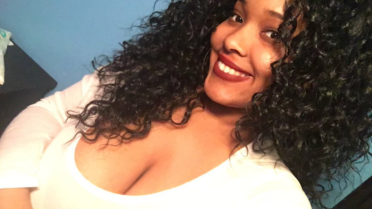 MsTeeTalk's tweet image. m.youtube.com/watch?v=0fbQd8… #Rooch #Kaepop @ColourPopCo @karrueche