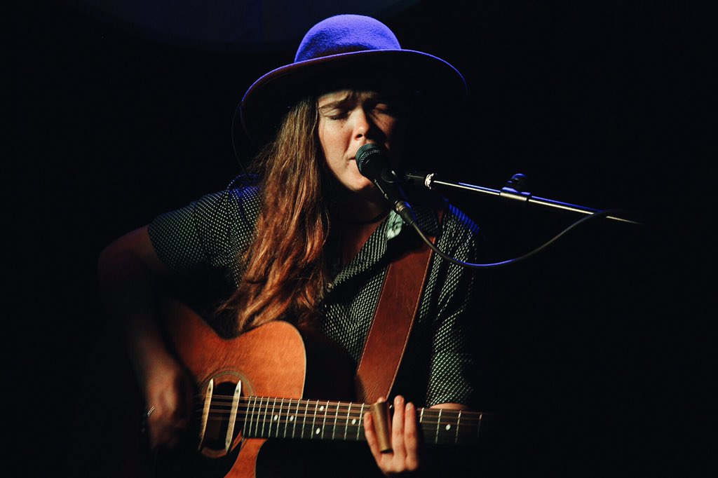 britt_murphy_'s tweet photo. @MinnieMarks late last night at The Hibo for @austbluesfest https://t.co/1zD1fvBe67