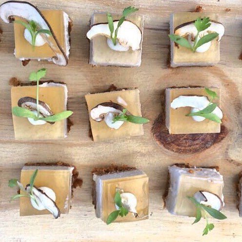 Amazing food at last nights <a href="/CapeWineAuction/">The Cape Wine Auction</a> #CWA2016 barrel auction with Chef @PeterTempelhoff at <a href="/ConstantiaGlen/">Constantia Glen</a>!