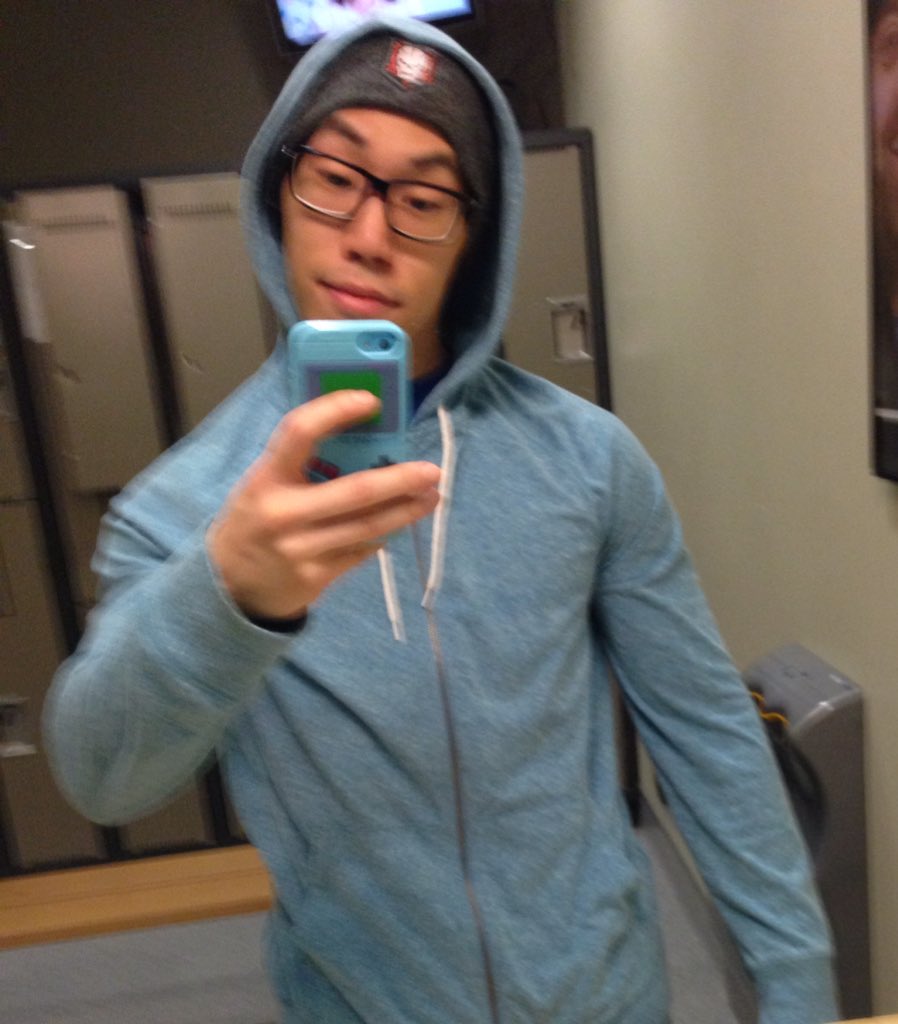 winsonjackie's tweet photo. Tiny clothed, ripped unclothed. π° #nofilter #gym #motivation #jetswag #workout https://t.co/5C4xtZviG7