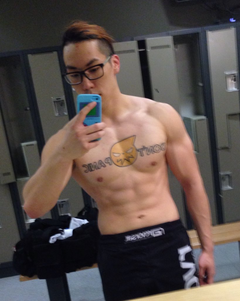 winsonjackie's tweet photo. Tiny clothed, ripped unclothed. π° #nofilter #gym #motivation #jetswag #workout https://t.co/5C4xtZviG7