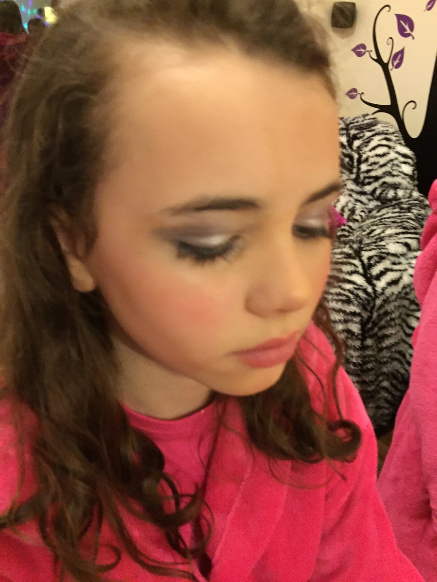 DollyParties's tweet image. 