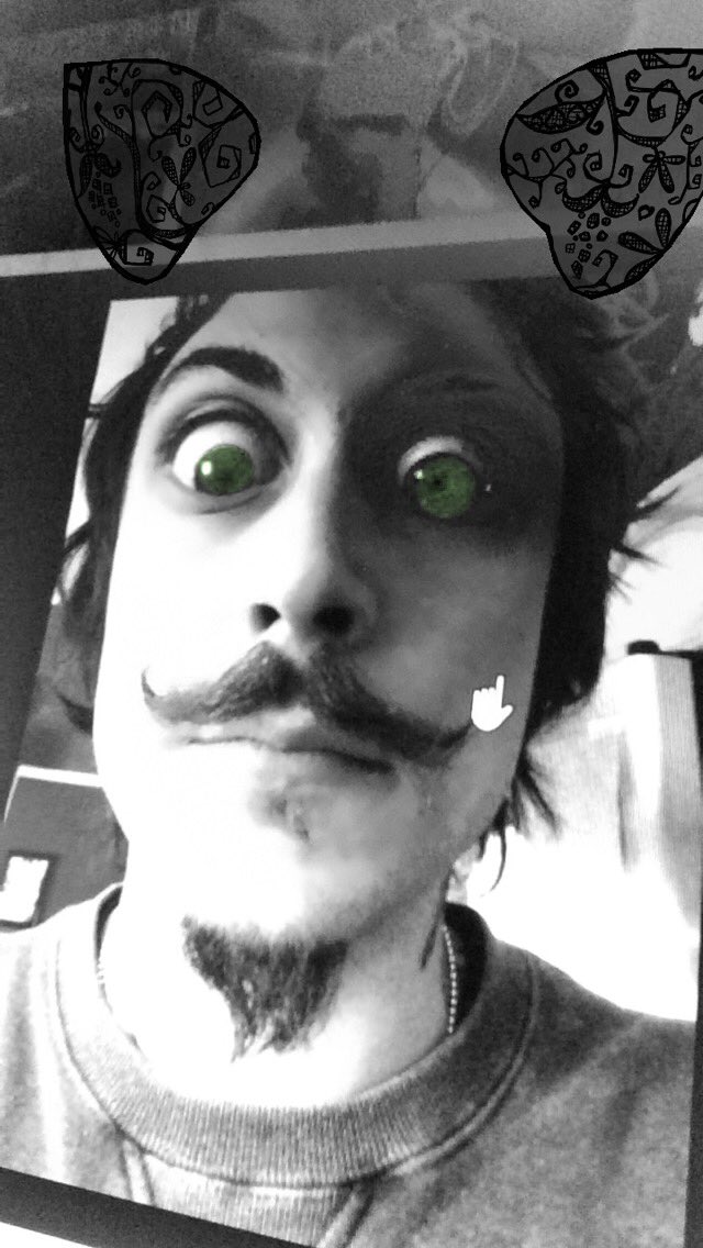 FrnkAllTheTime's tweet image. I WAS MESSING AROUND ON SNAP CHAT AND I LOVE LIFE