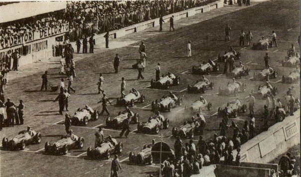 DriveContact's tweet photo. 2015 Buenos Aires ePrix #indy #1951 #usa #formula #lee #wallard https://t.co/Kbnery9Mxa
