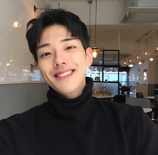 Resultado de imagen para ulzzang boys instagram
