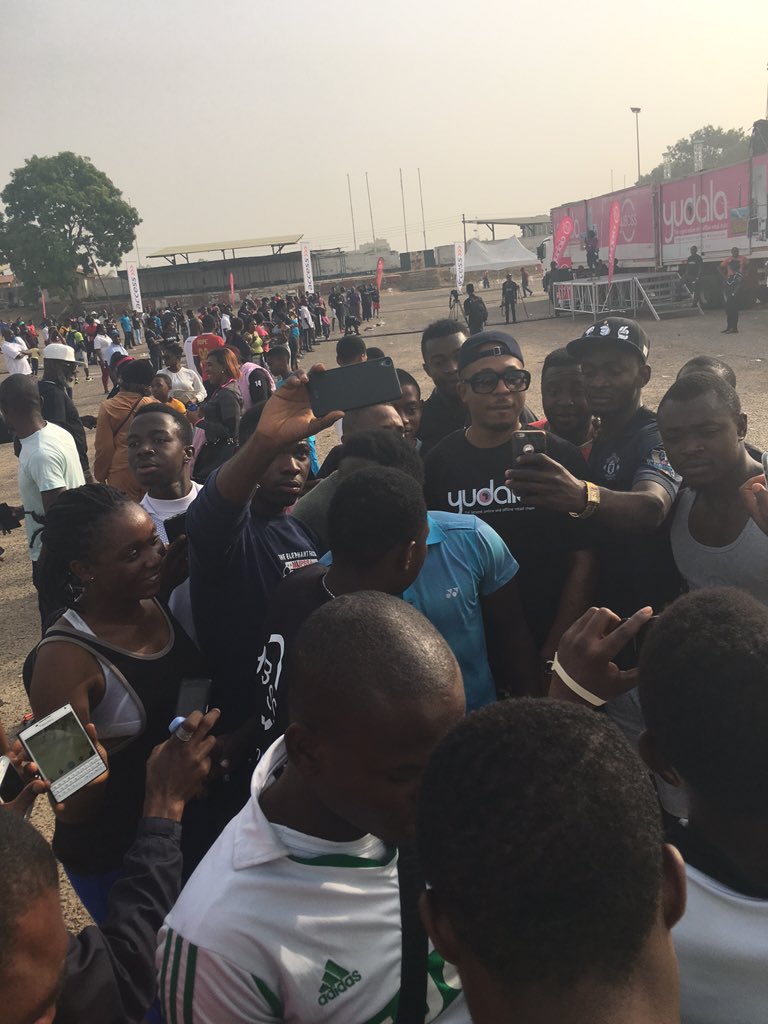 KongaPay's tweet photo. @NaetoC with his fans #gymingwiththestars https://t.co/JDbvOOl8GQ