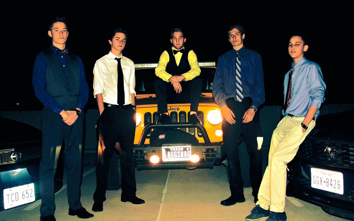 Aggas_Swaggas's tweet photo. SQUAD😎💯🤑💸👌 WE DEM BOYZS💎💵🙏 https://t.co/iw1BUZB83i