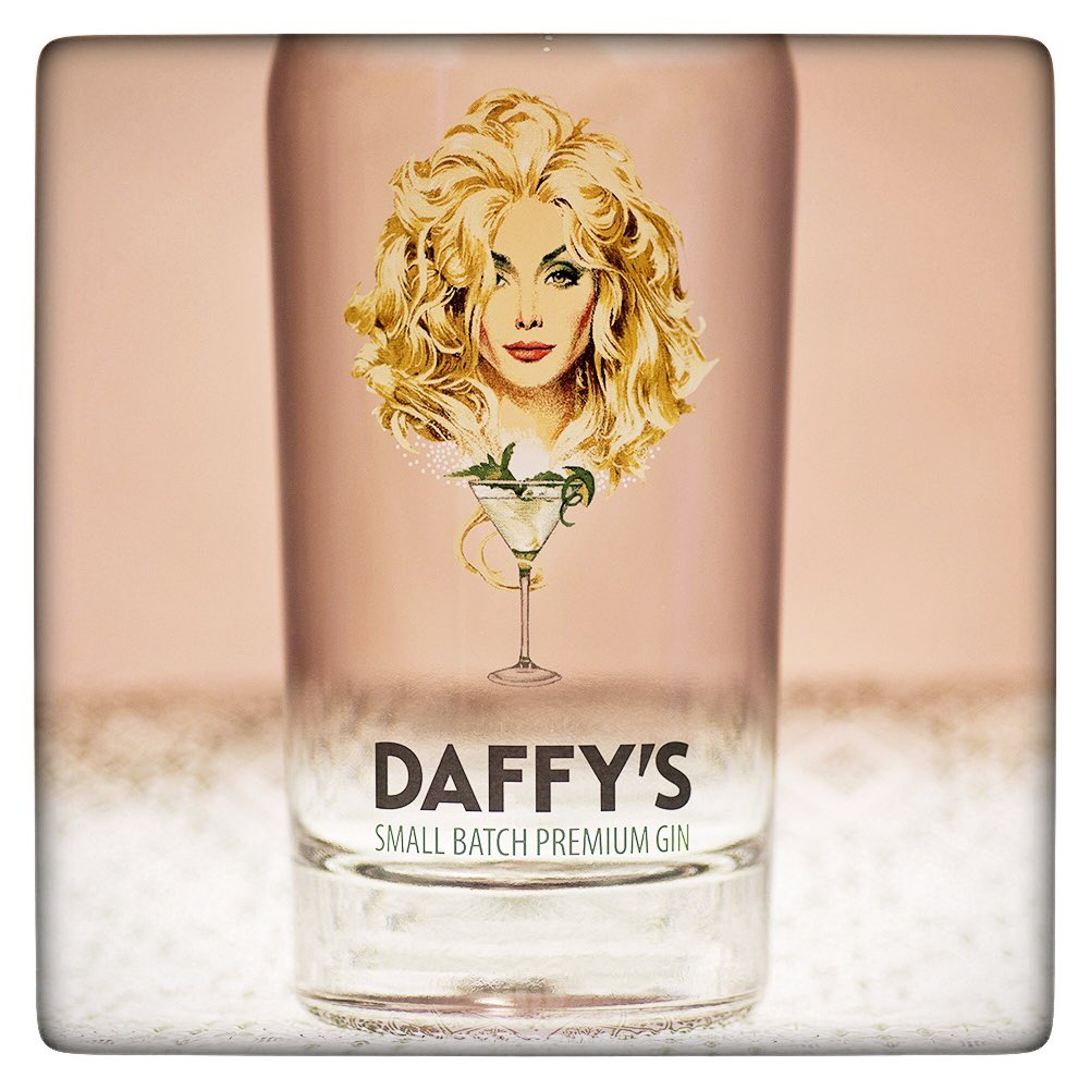 #ValentinesDay #gift ideas? Impress your #GinLover with a bottle of Daffy's!