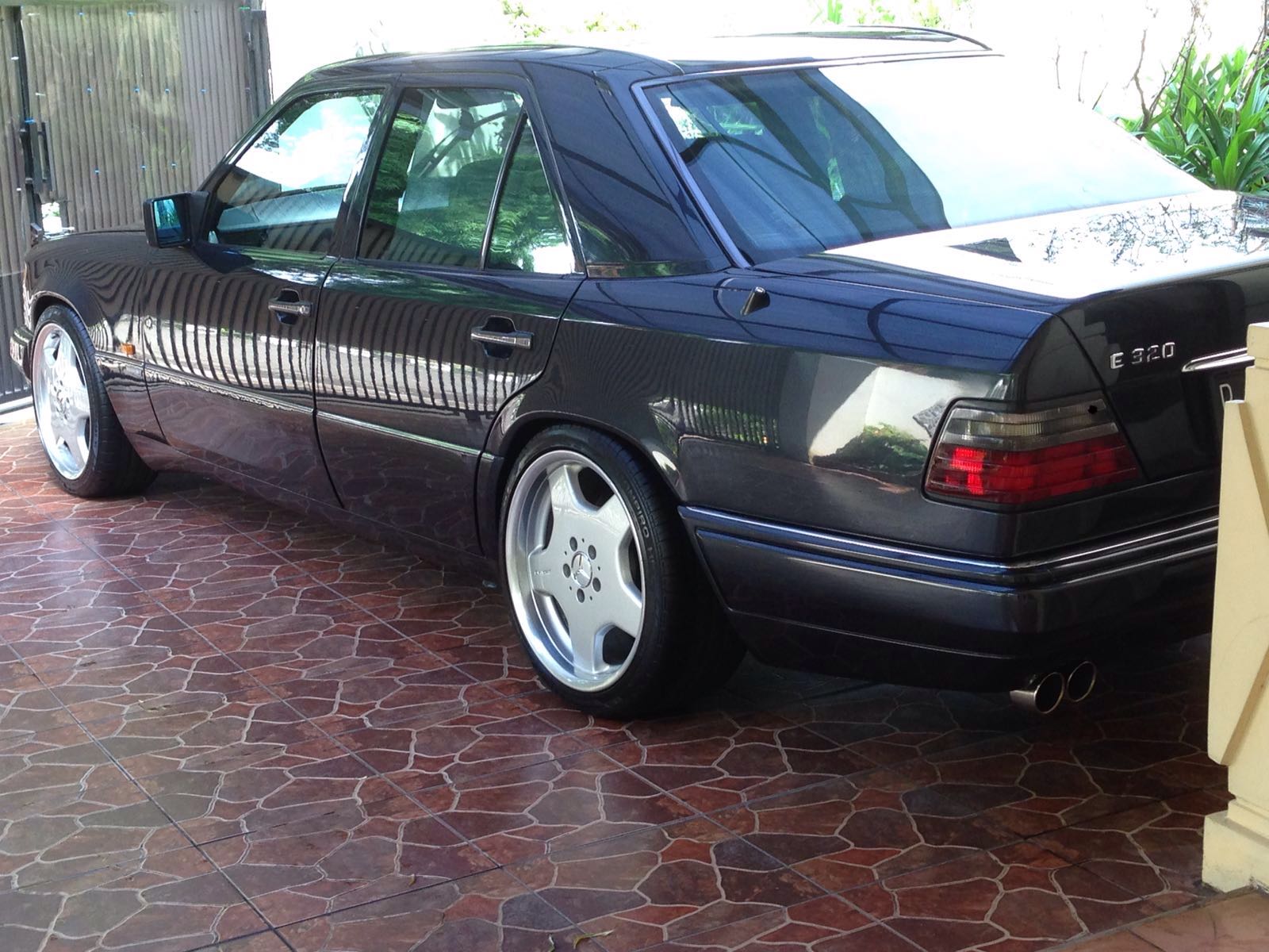 Мерседес w124 e320