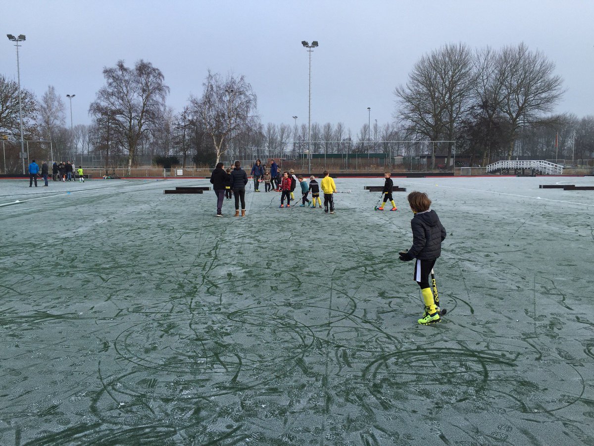 I'm at Amsterdamse Mixed Hockeyclub FIT - @fithockey in Amsterdam, Noord-Holland swarmapp.com/c/5yYkLI4fDeC