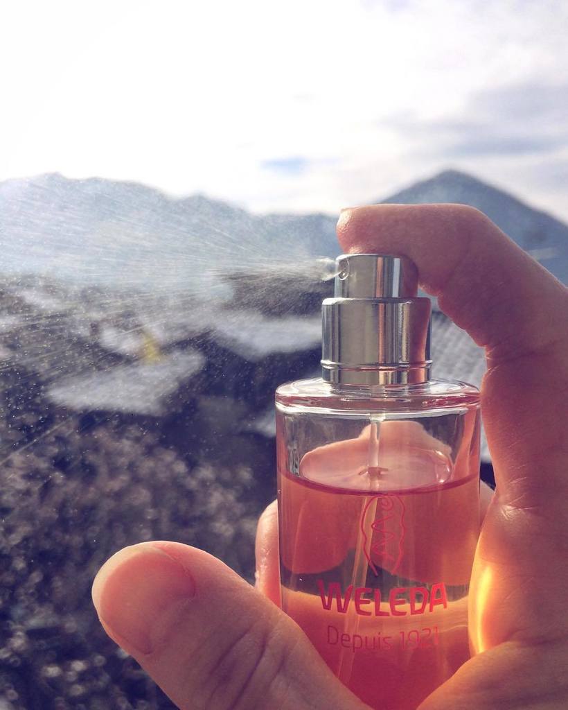 ClarissaVintage's tweet photo. Scent my day! @WeledaIT Jardin de Vie Grenade #jardindevie #eaunarurelle #myweleda #ecobea… https://t.co/jrta8WiRyO https://t.co/KFrHSqupu7