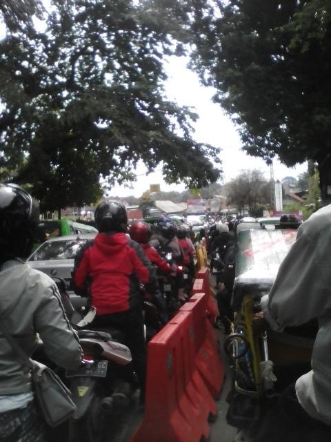 Pintu rel Jl. RE. Martadinata Dahsyatt !!! <a href="/BimaAryaS/">bima arya</a>  <a href="/KabBgr/">KABBGR</a> <a href="/infobogor/">BOGOR</a> <a href="/bogorplus/">BogorPlus</a>