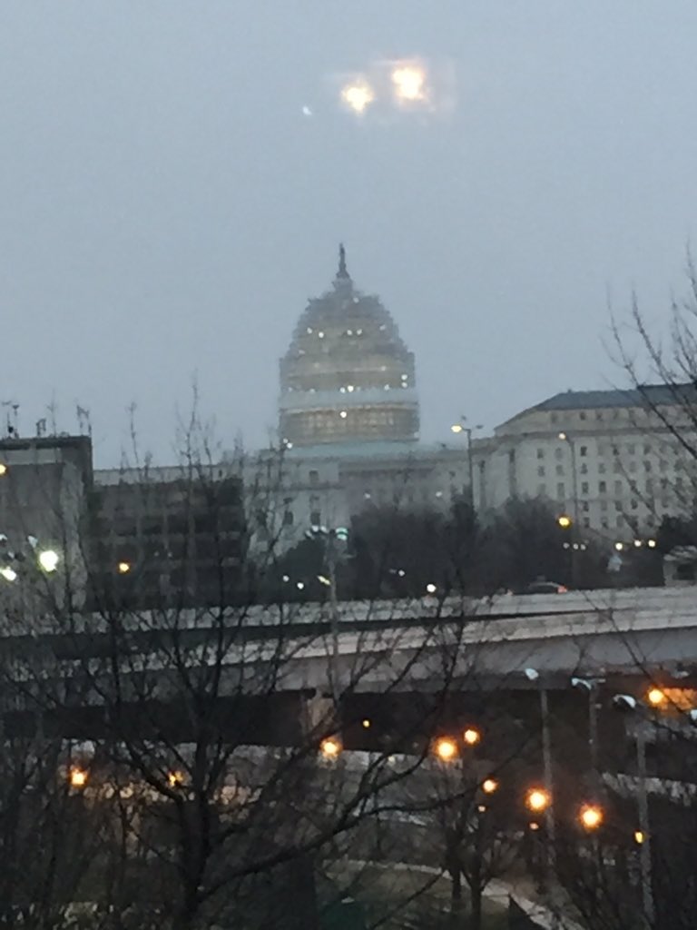 mrckendall's tweet photo. Ready to hit DC!! 1st stop Capitol  building! #America2016 https://t.co/z1p5sDYFls
