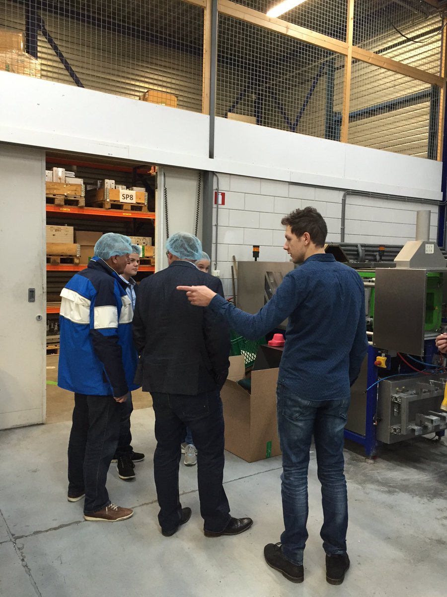 TrotsTechniek's tweet photo. Uitleg over biobased verpakkingen @paperfoam. Ook hier #trotsoptechniek https://t.co/rQbbb0Bw8I