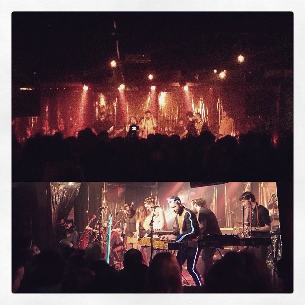Modernista_'s tweet photo. Ieri sera i #lapingra hanno presentato #thespectaculis per la prima volta dal vivo con una… https://t.co/7sa9e1TAnK https://t.co/JgJiGPA3M9