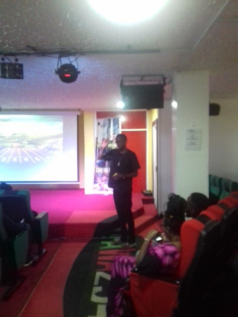AIESECUON's tweet photo. @Simon2Kioko sharing his story. Onto our last bit of the day. #strategyday #justplan https://t.co/lTWuki9AAH