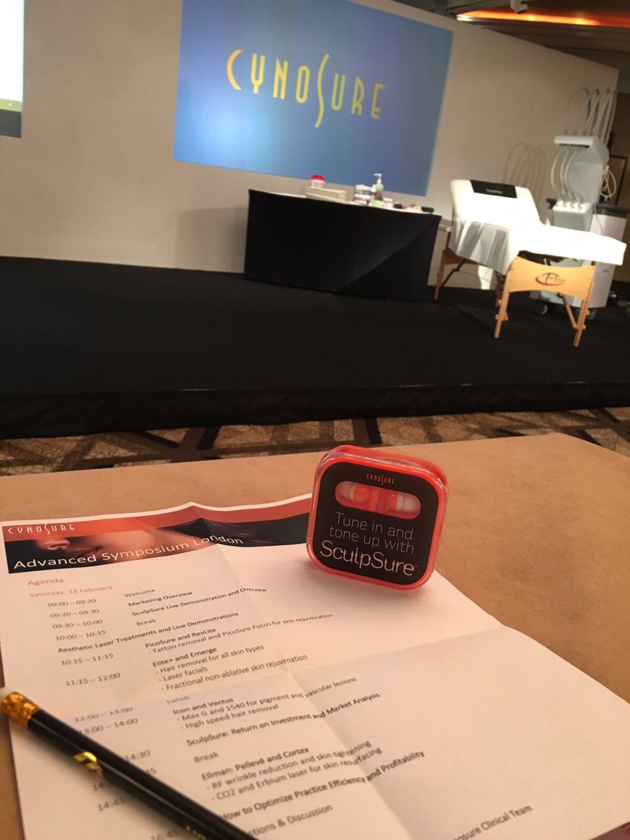 DrGalyna's tweet photo. At the #AdvancedSymposium with @Cynosure_uk preparing for sculpture live demo! https://t.co/chYE3MI1zS
