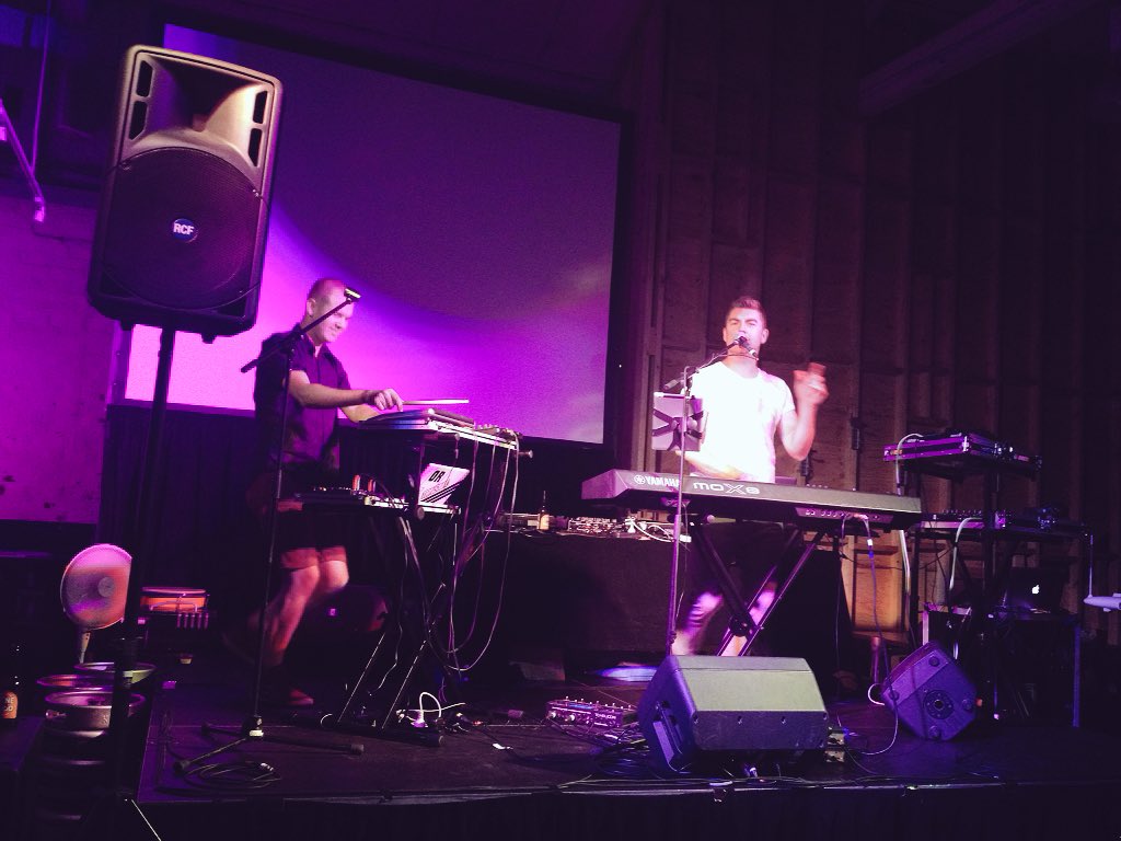 Getting the #afterparty started <a href="/1000poundbend/">1000 £ Bend</a>! #futurefever <a href="/pausefest/">Pause Fest</a> #pausediscover