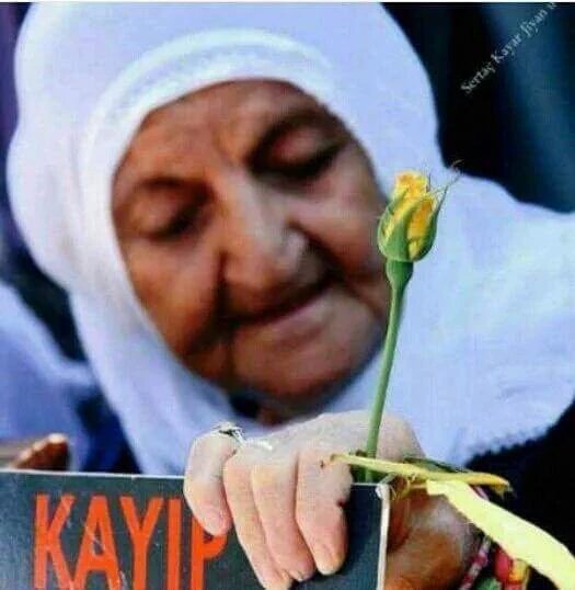 Anlamak için
İNSAN
olmak yeterli...
#CumartesiAnneleri568Hafta