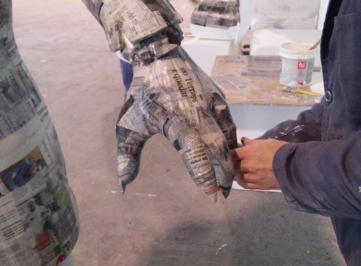 SanJoseMR's tweet photo. Aquí, en primicia, algunas fotos del proceso de elaboración de las figuras de la Falla 2016 https://t.co/0uLikIYgy0 https://t.co/1cMeNsMQVf
