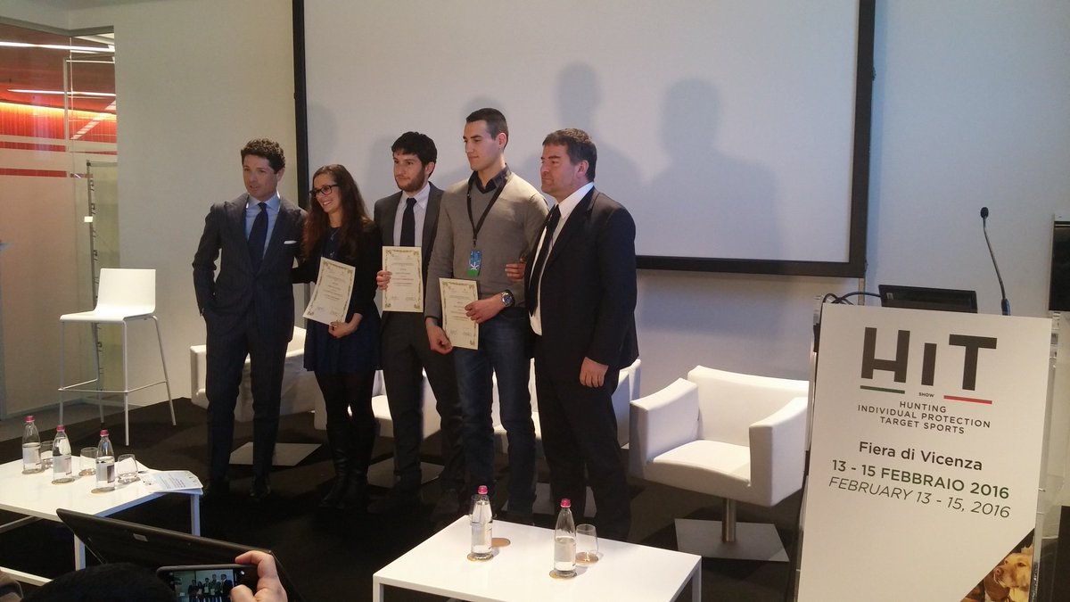 EffeciComunica's tweet photo. #HITShow 2016 Premiazione Tesi di Laurea da parte di #ANPAM e Fiera di Vicenza https://t.co/OFaCgwfZOV