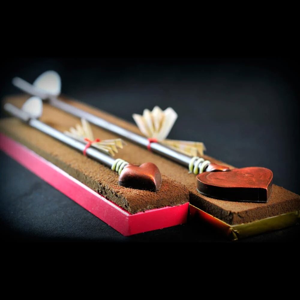 #creatividad de la artesana <a href="/Fina_Rei/">Fina Rei</a> y poetisa #YolandaCastaño. Esto tb es <a href="/Dthinkingal/">DesignThinking.gal</a> no?? :) chocolate + poesía