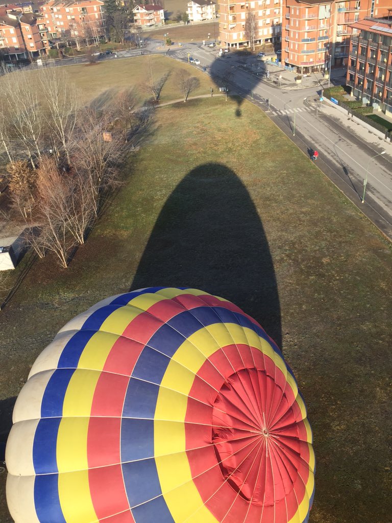 TiptreeBalloon's tweet photo. Taking off from Centre of Mondovi, Italy https://t.co/1OgRg3FhIs