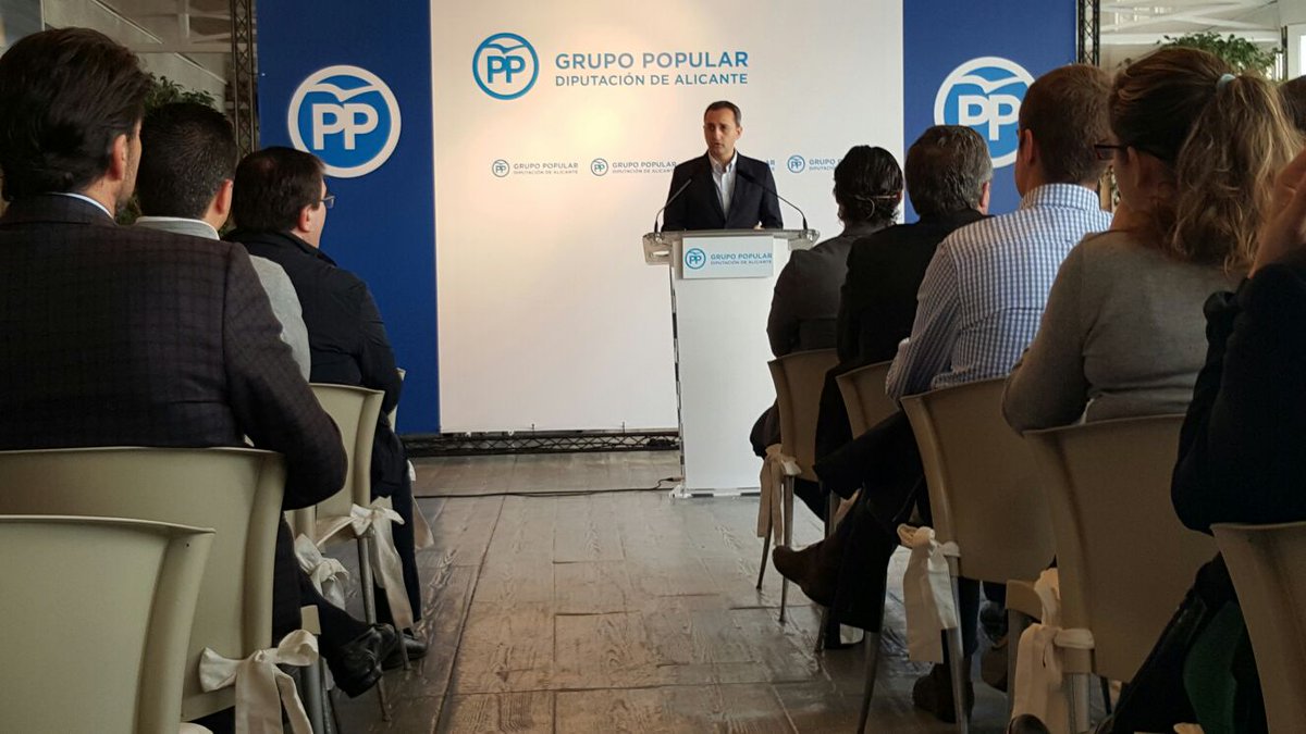 sanchezcesar's tweet photo. Jornada matinal para explicar los Presupuestos 2016 del Gobierno Provincial. @dipuAlicante https://t.co/u5XRrPhlHZ