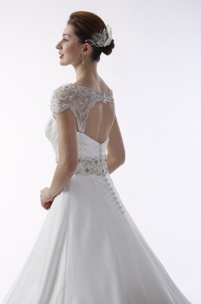 jeravida bridal