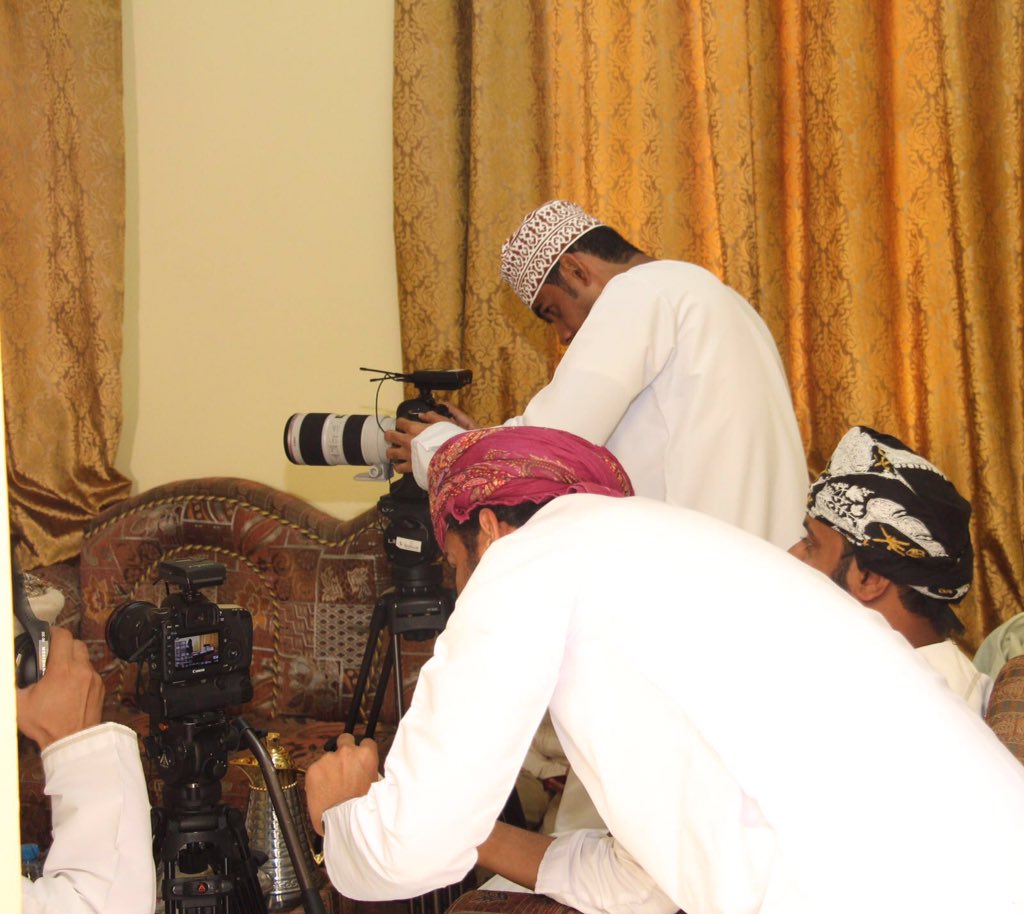 Gala_alkiria's tweet photo. تصوير إحدى حلقات #برنامج_إجتماعيات بقناة الإستقامة حول #تحديات_العمل_التطوعي في مقر فريق غلا السويق الخيري . https://t.co/63Q8h9peqp