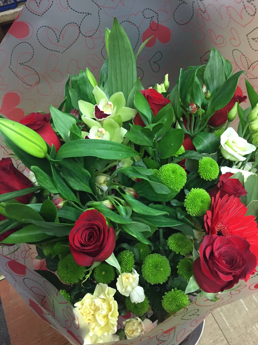 # Valentine flowers@garforthgrocer
