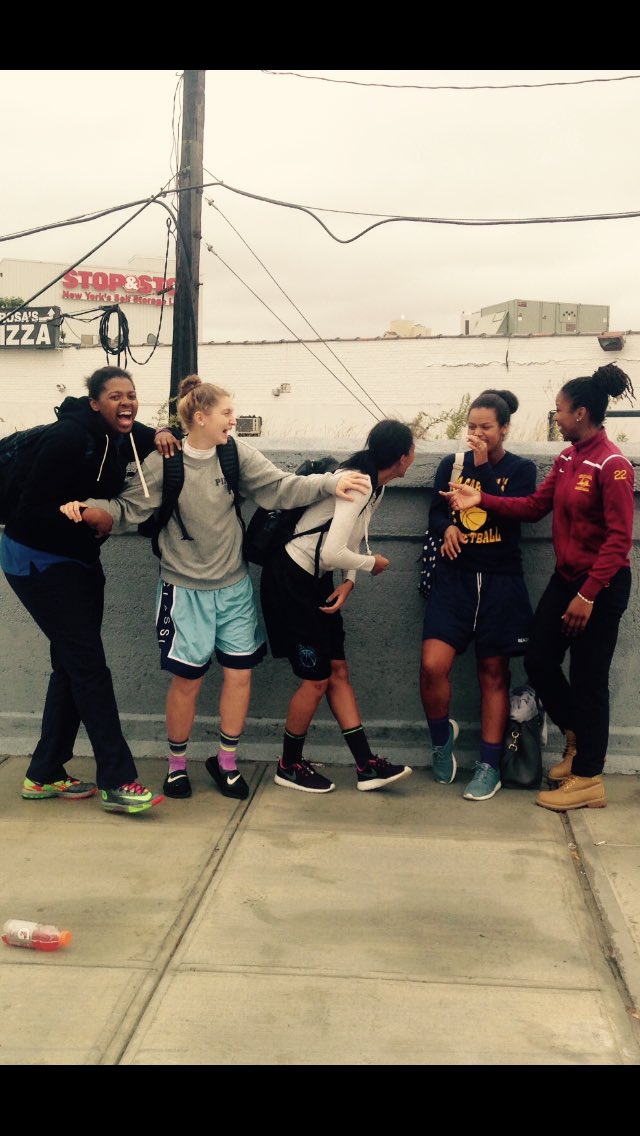 Gift of Gab 🔆 tweet media