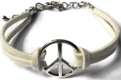 Antiro geeft een leuk peace #armbandje weg!!! Deel, like en tag jij mee op Facebook? facebook.com/WebwinkelAntiro #winnen