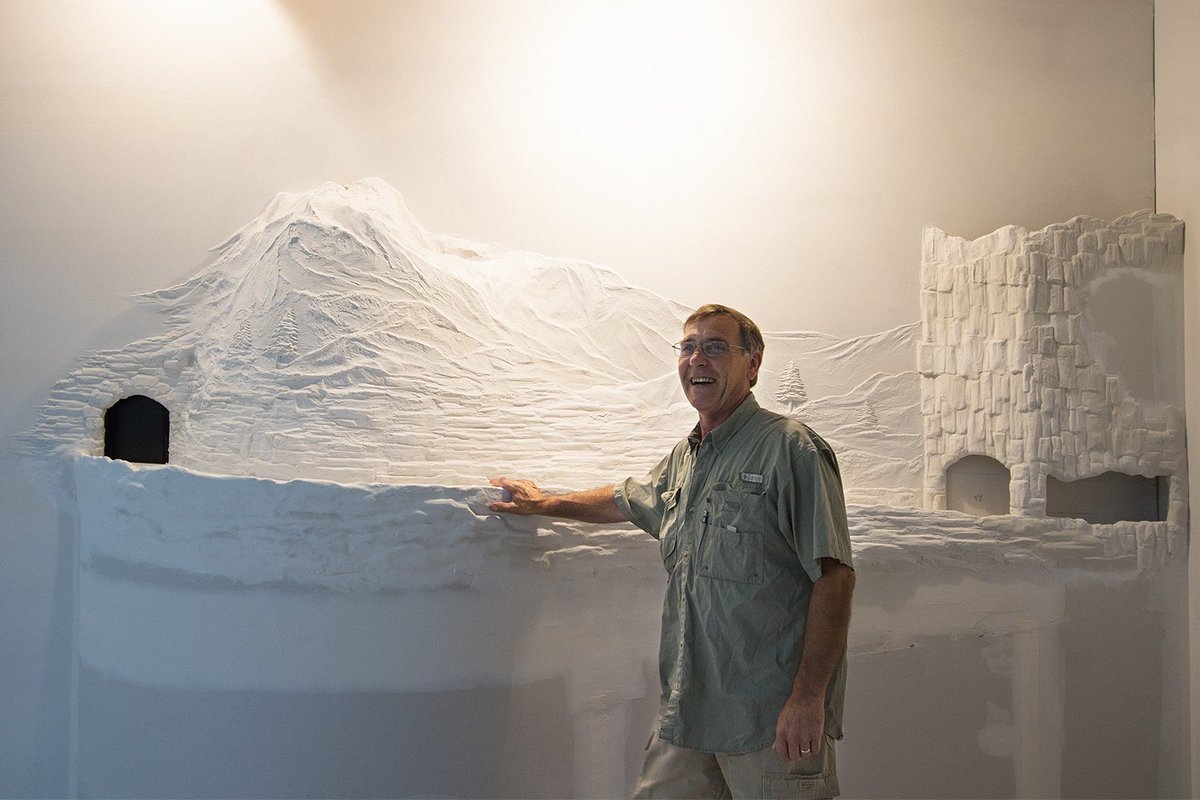 TrimtexDrywall's tweet photo. Watch #BernieMitchell create a #drywall mud #sculpture at #TrimTexDrywall HQ. https://t.co/uohcVZnfby https://t.co/0DudRaPNmA