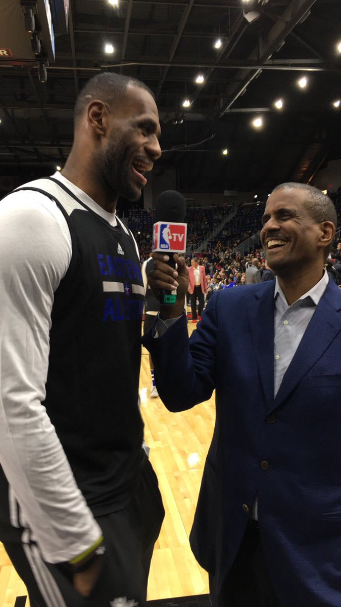 NBA's tweet photo. #LeBronJames shares a laugh with DA on @NBATV at #NBAAllStarTO practice. https://t.co/QLGJujpEEY