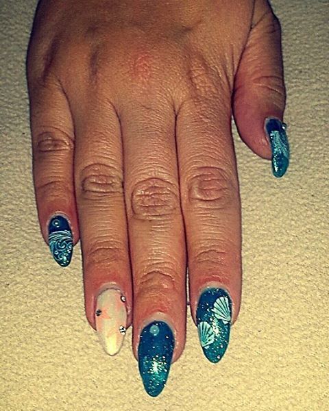 starfishstuff's tweet photo. Mermaid nails #gelbuilder #gelish #gelpolish #nailart #almondnails #nailstamping #starfish… https://t.co/vLs3UGiAhx https://t.co/XkSpSjlVT6