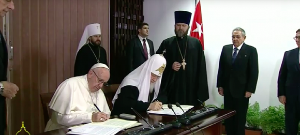 CEPSCARITAS's tweet photo. Declaración conjunta: Papa Francisco y Patriarca Kiril de Moscú y Toda Rusia https://t.co/IRRHs9DRdu #PapaenMex https://t.co/GtjwzuL7qP