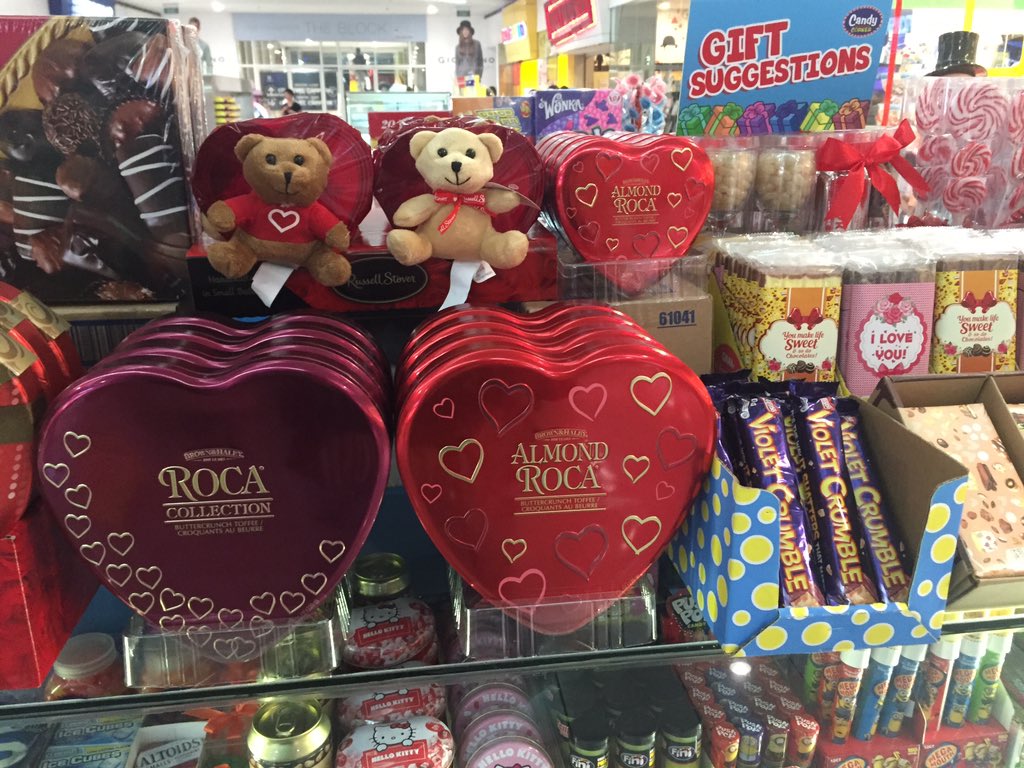 micoletam's tweet photo. @youMICmesmile Candy Corner for lending this to me. ๐ญ๐ญ๐ญ๐ญ๐ saya. #valenwhat https://t.co/ayGQEEj7Wm
