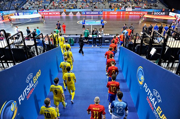 ¡En POCO MÁS de una hora España JUEGA LA FINAL ante Rusia! A las 21:00h en MEGA.  #FutsalEuroMEGA