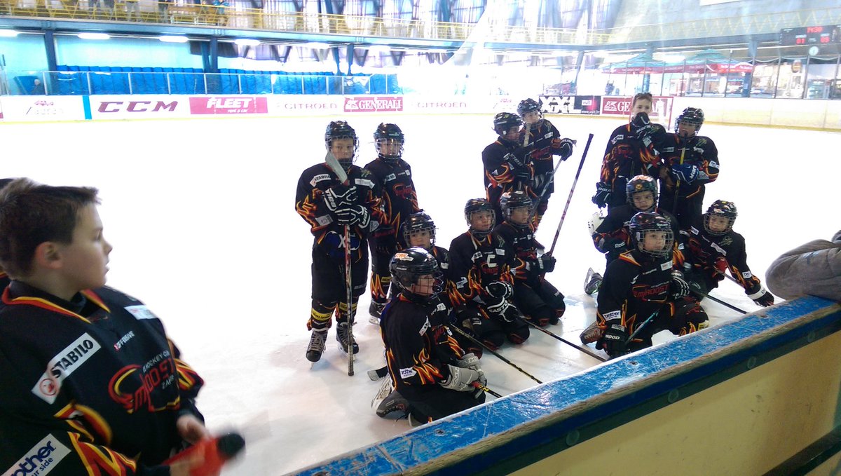 KHLMladost's tweet photo. Na Velesajmu @KHLMladost 1 : @HKMKBled 9 nakon 2/3 #U12 #dps2015 
Idemo dalje... https://t.co/EPoQttqG9g