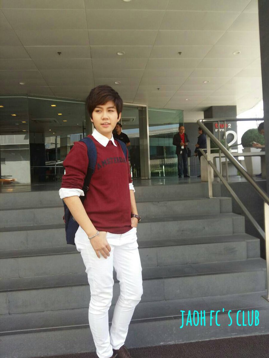 jaohaf12's tweet photo. โมเม้นต์ มุ้งมิ้ง ฟรุ้งฟริ้งจากเมื่อวานที่ทรูพัฒนาการค่ะ ปากันให้ดูชมอย่างต่อเนื่อง :฿ https://t.co/Krx3MpHFwZ