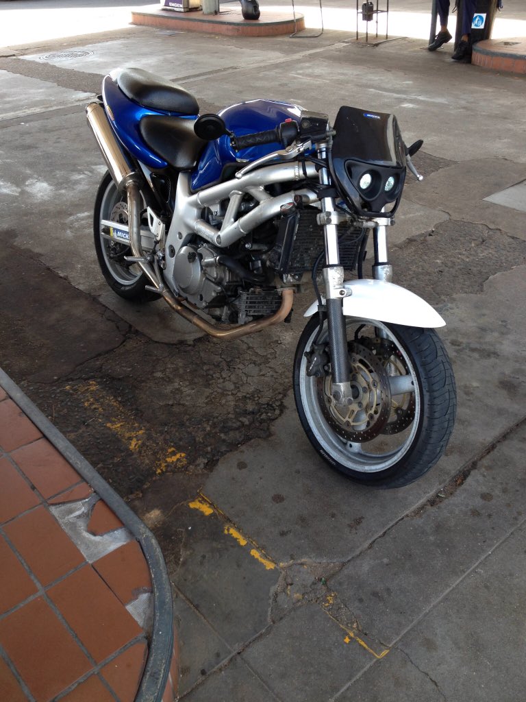 tyroneretief650's tweet photo. @Suzukisv650 https://t.co/rCfSYtWPRc
