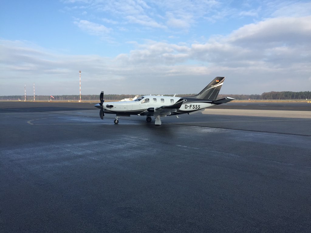 netvault1's tweet photo. Brand new #TBM900 @ #EDDG Münster! Like, like! https://t.co/X5fbicnqbA