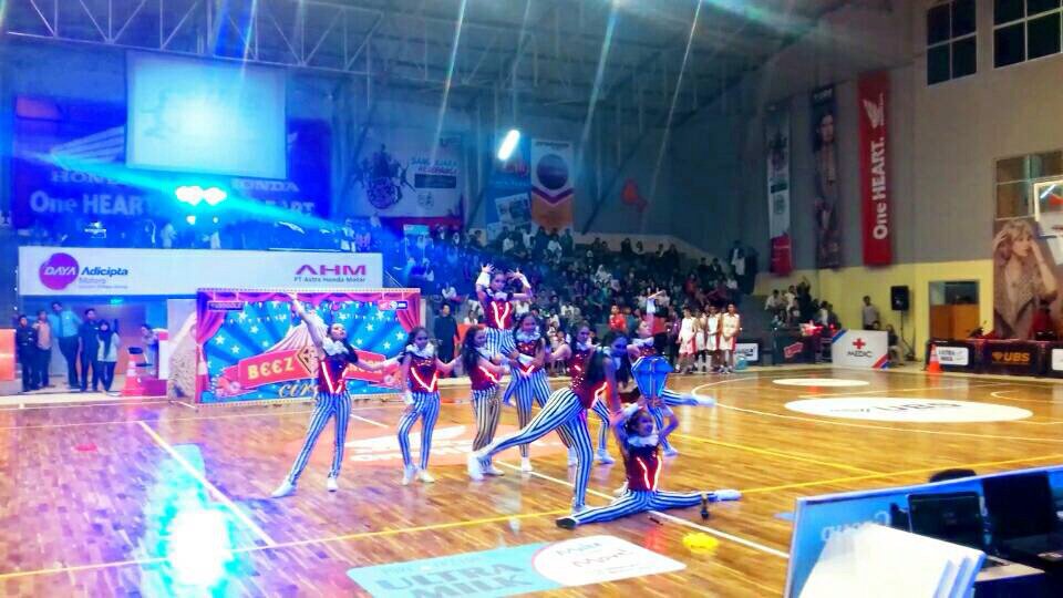 Saksikan penampilan kami selanjutnya at Gor Padjajaran Bandung #DBLWestJavaBDG #SUPPORTSMANSABALEENDAH