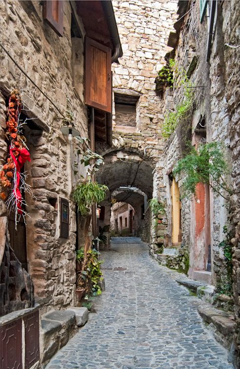#Apricale #Imperia #Liguria #Ligurie