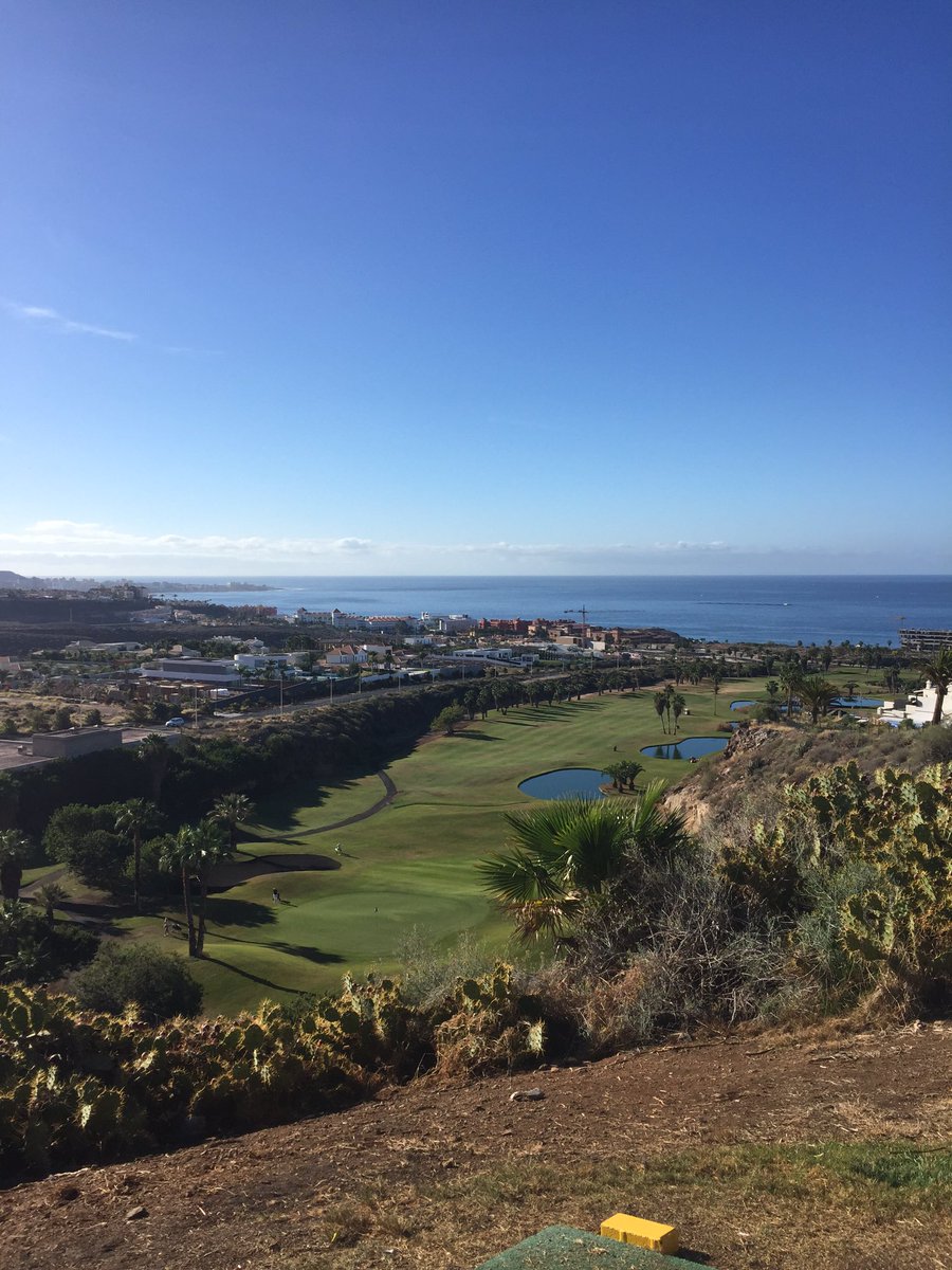 DamoTfs's tweet photo. #tenerife #winter #27degrees 👌😎 https://t.co/W4RddGQr2l