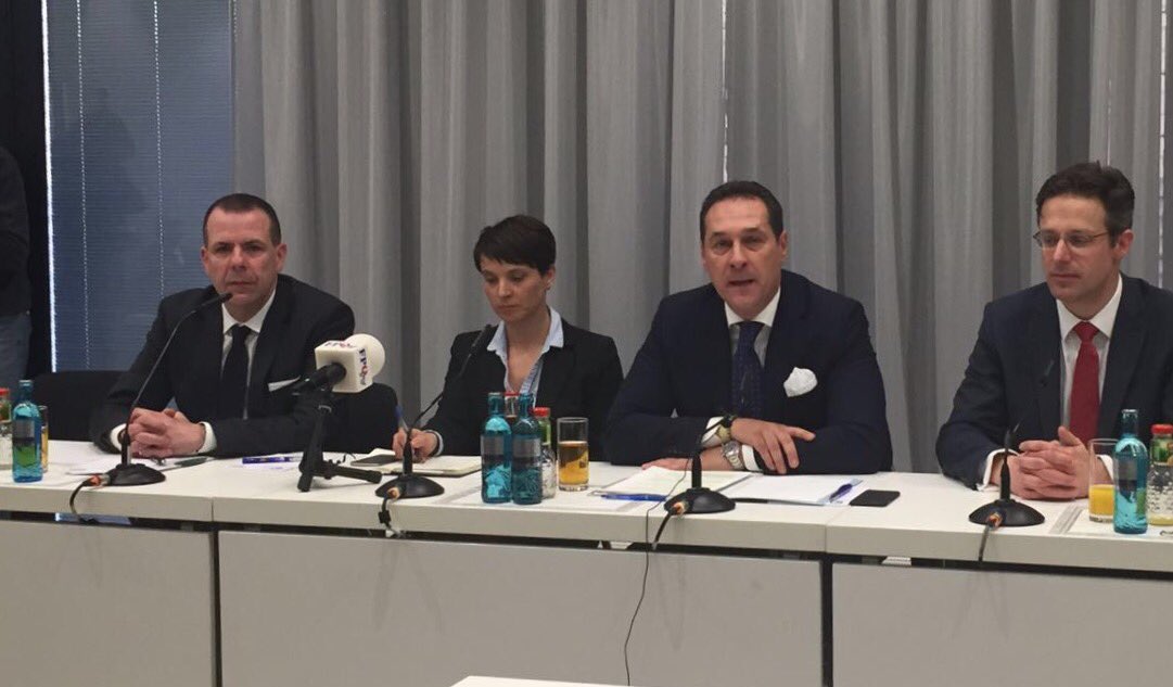 Tolle PK in Düsseldorf mit HC Strache und Frauke Petry. Europas Staaten wollen Demokratie und Souveränität zurück!