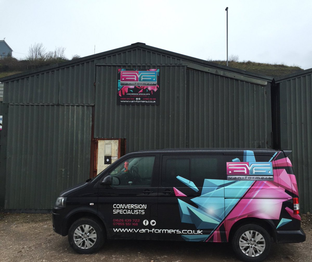 VanFormers's tweet photo. And we're in...
Sign is up and the doors are open! #VanFormers #NewPremises https://t.co/HtEaooLWAv