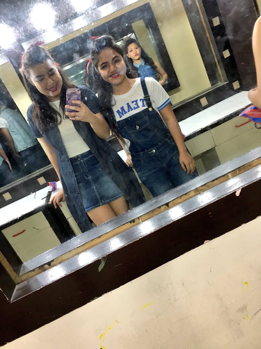 vytingcoandee's tweet photo. Backstage 🎤  #SYMPHONY2016 #SPECTRUM2016 https://t.co/GkJjNB1JkG