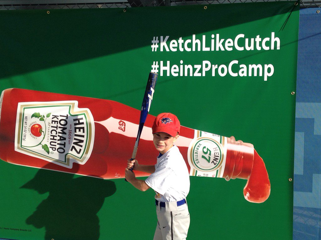 philhauser09's tweet image. #HeinzProCamp, #KetchLikeCutch